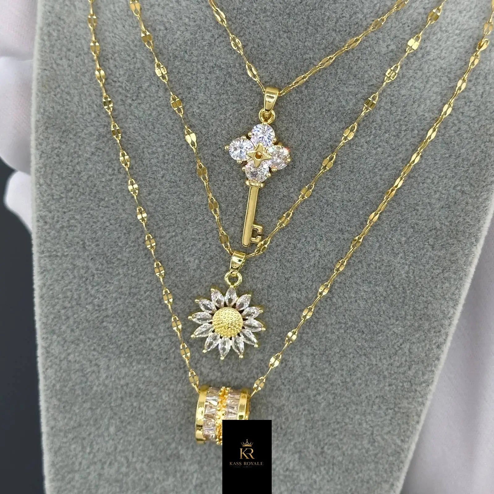 Colar Intemporel — Banho de Ouro 18K Kass Royale