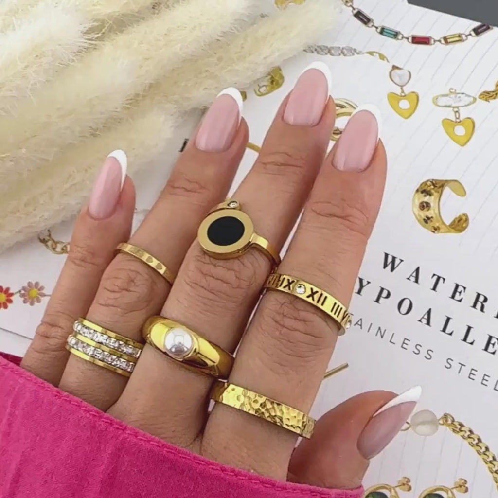 Anel Signature — Banho de Ouro 18K